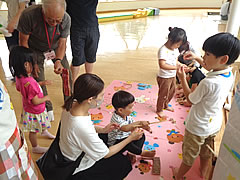 「昔遊びを楽しもう」の画像