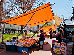 「露店市場」の画像1