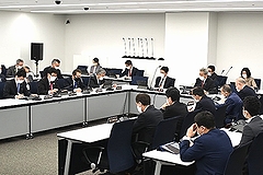 「第5回議会活性化特別委員会の様子」の画像