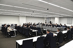 「議員協議会①の様子」の画像