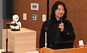 記事「テクノロジーで孤独解消へ、分身ロボットOriHime開発者が講演」の画像