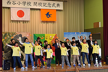 「式典後のアトラクション」の画像
