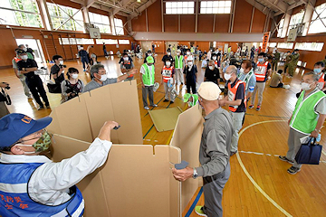 「避難場所の開設訓練」の画像