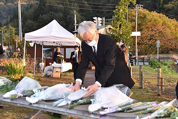 「妙見メモリアルパーク献花所」の画像