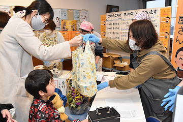 「約400食をテークアウトで提供」の画像2