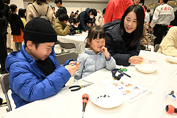 「ものづくりの体験や遊び心と創意工夫あふれる作品展を楽しみました」の画像3