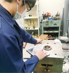 (株)長岡金型では作業効率も向上しています