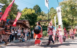 「あでやかに出陣」の画像